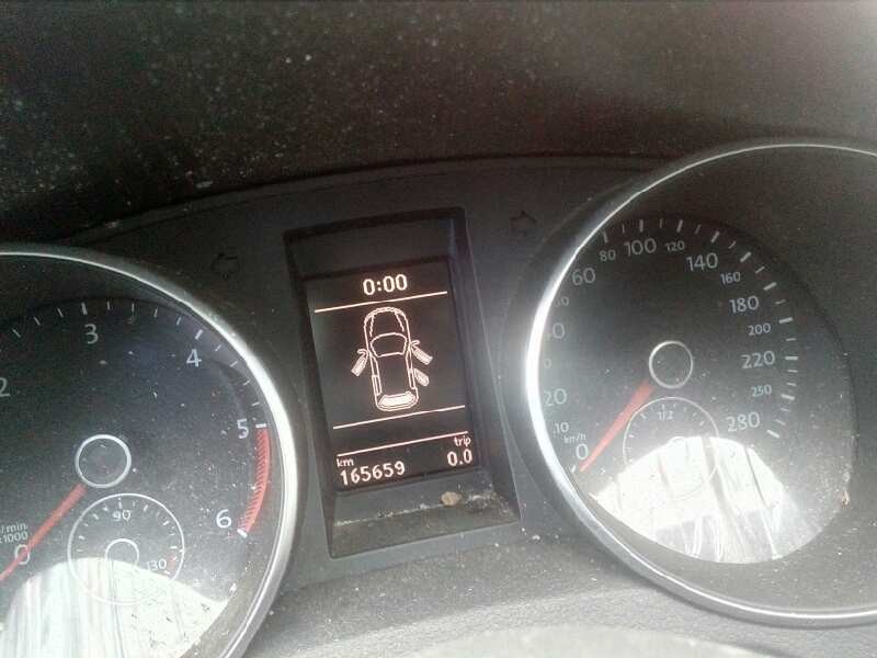 volkswagen golf vi (5k1) del año 2010