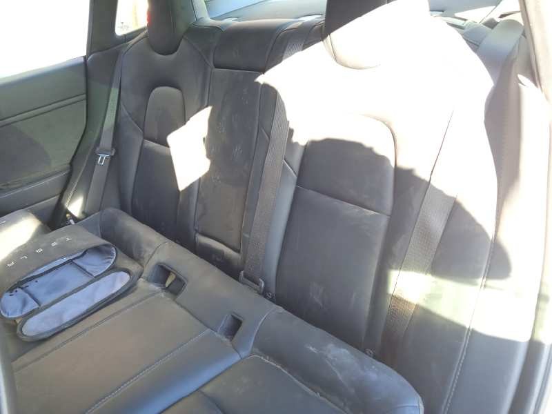 tesla model 3 del año 2020