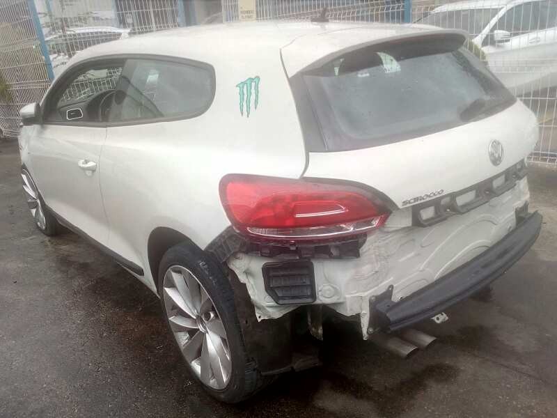 volkswagen scirocco (137) del año 2011
