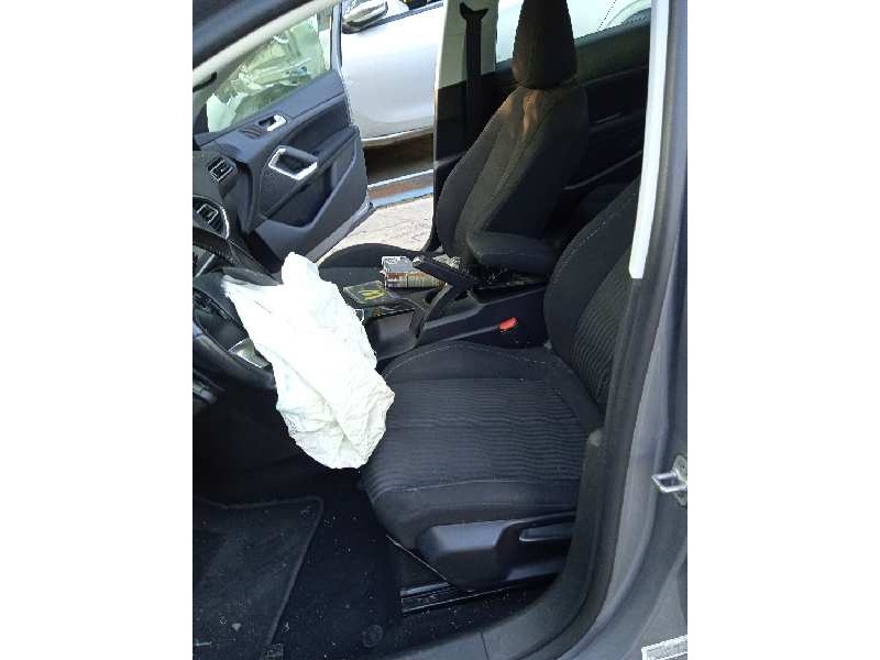 peugeot 308 del año 2013