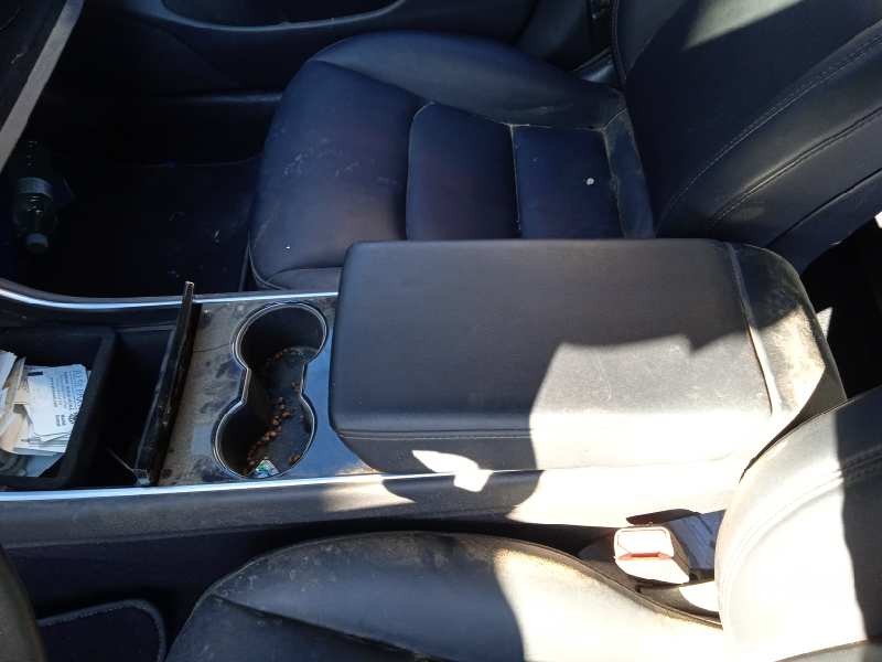 tesla model 3 del año 2020