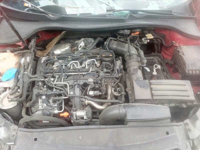 volkswagen golf vi (5k1) del año 2010