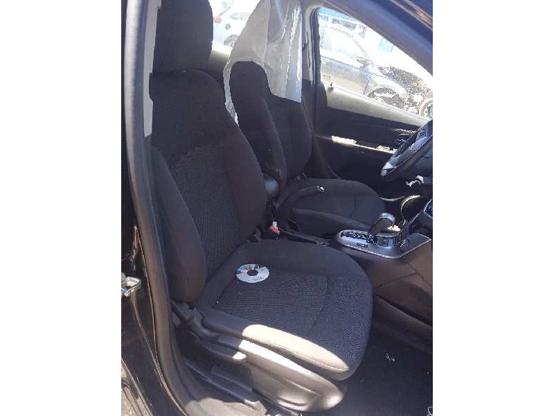 chevrolet cruze hatchback del año 2012