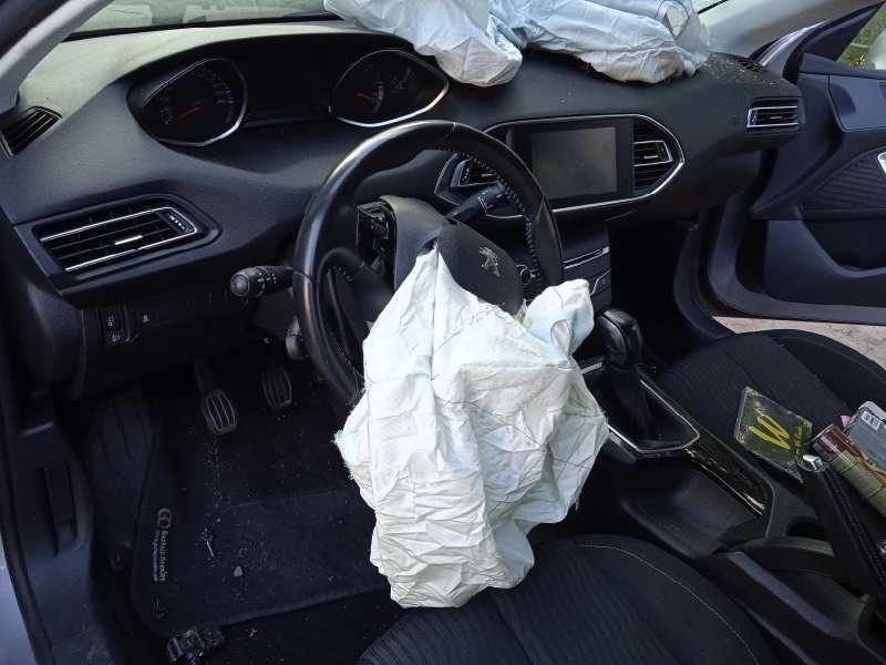 peugeot 308 del año 2013