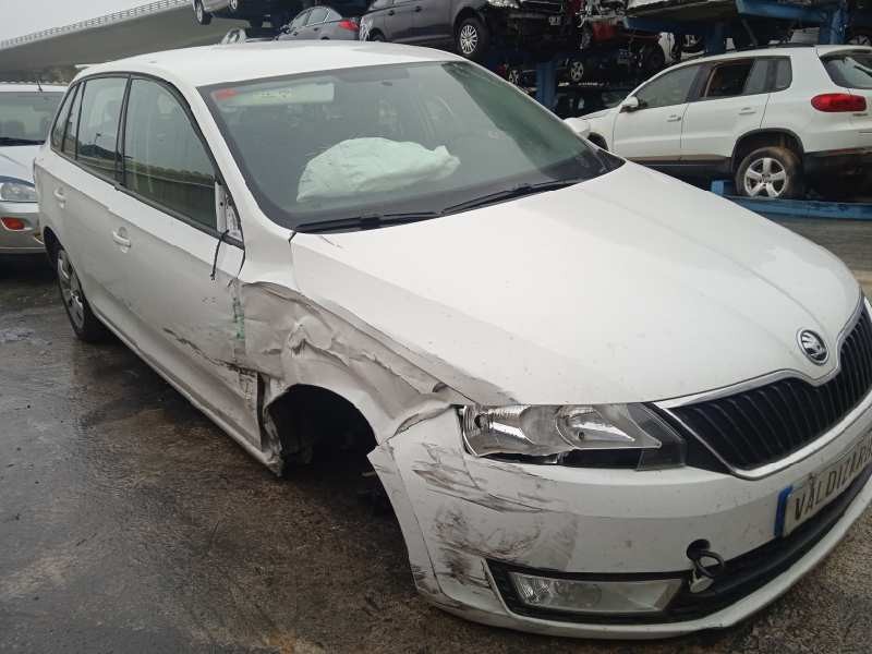 skoda spaceback (5h) del año 2016