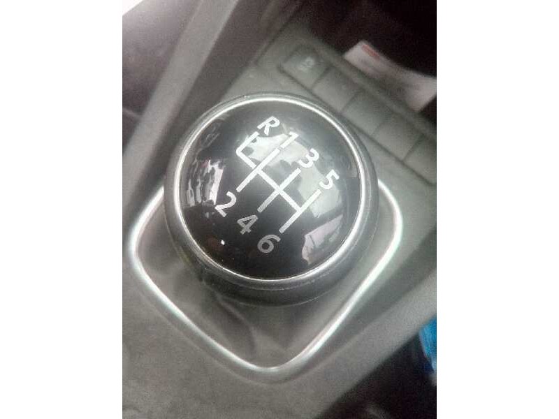 volkswagen scirocco (137) del año 2011