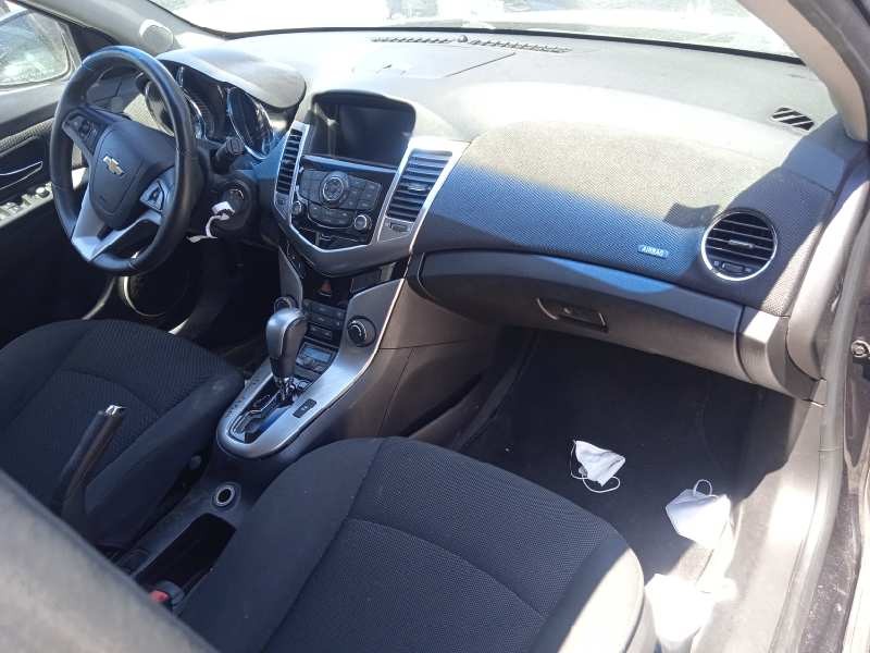 chevrolet cruze hatchback del año 2012