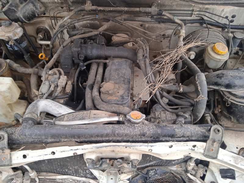 nissan terrano/terrano.ii (r20) del año 2001