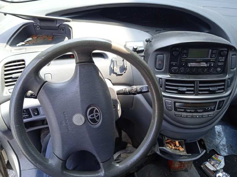 toyota previa (r30) del año 2001