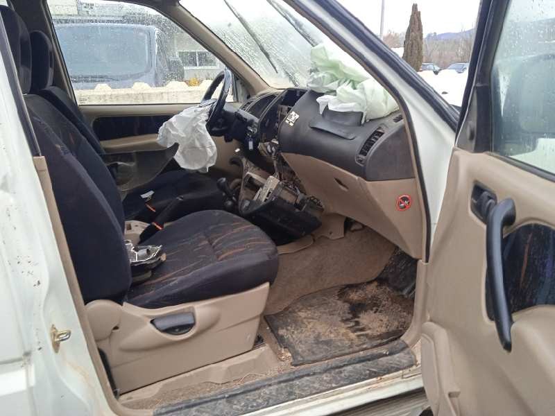 nissan terrano/terrano.ii (r20) del año 2001