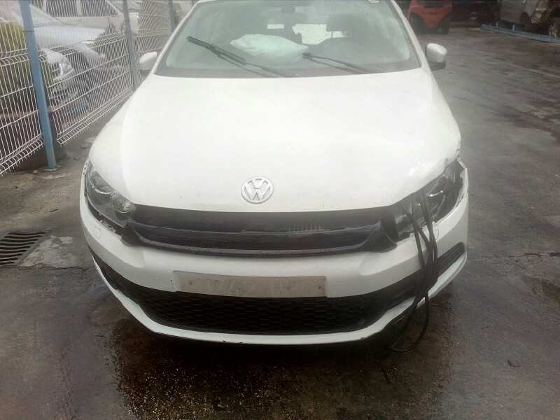 volkswagen scirocco (137) del año 2011