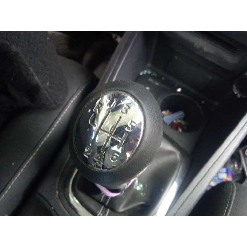 renault megane iii berlina 5 p del año 2015