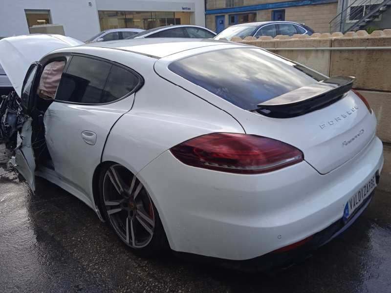 porsche panamera del año 2014