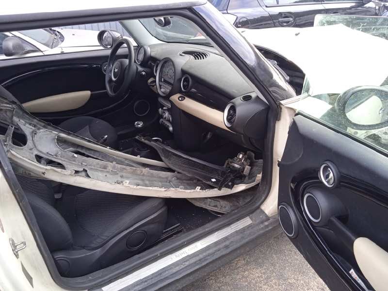 bmw mini (r56) del año 2008