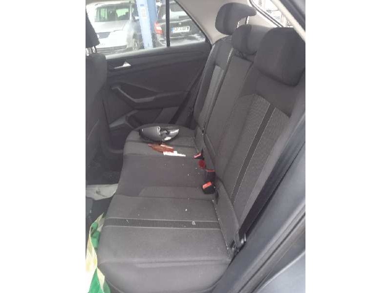 volkswagen t-roc del año 2023