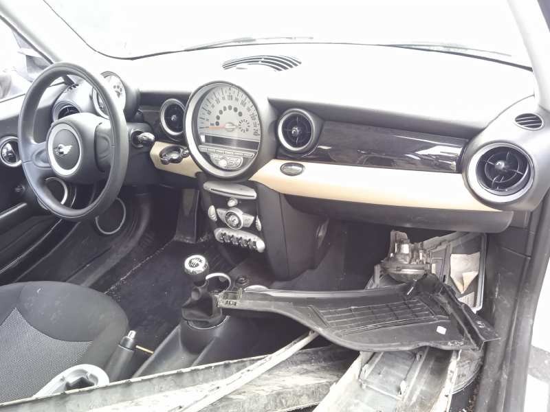 bmw mini (r56) del año 2008