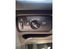 volvo v40 del año 2018 2