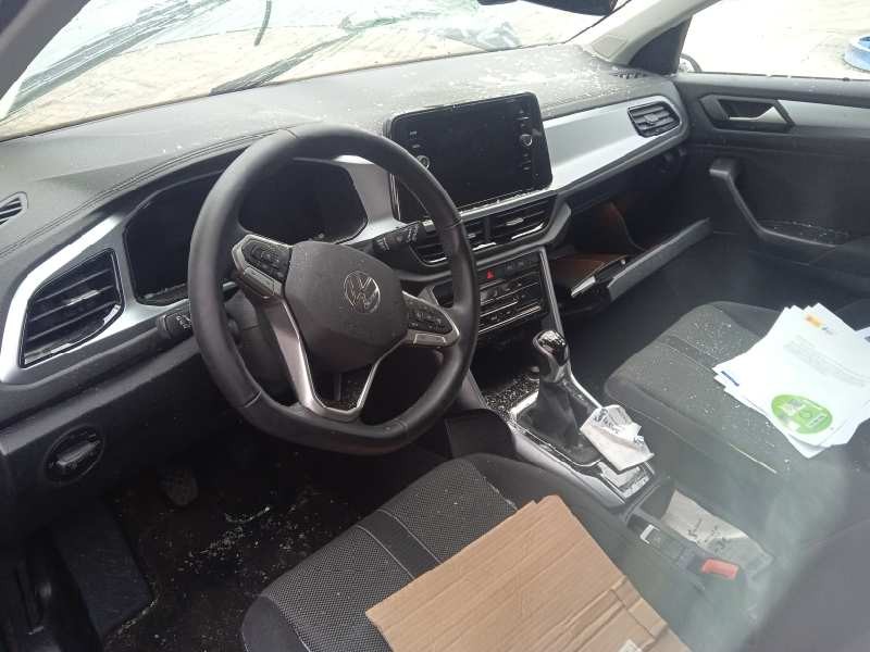 volkswagen t-roc del año 2023