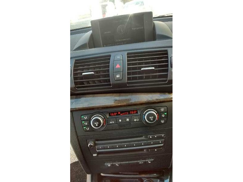 bmw serie 1 berlina (e81/e87) del año 2008