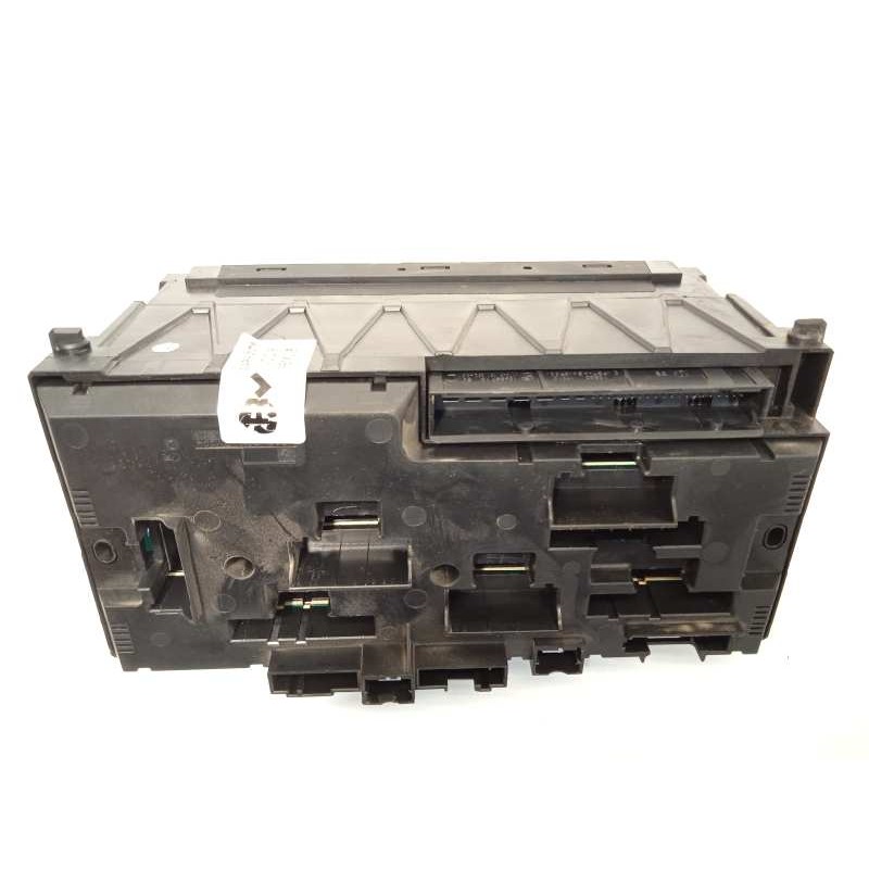 Recambio de caja reles / fusibles para bmw serie 7 (f01/f02) 730ld referencia OEM IAM 9252816  