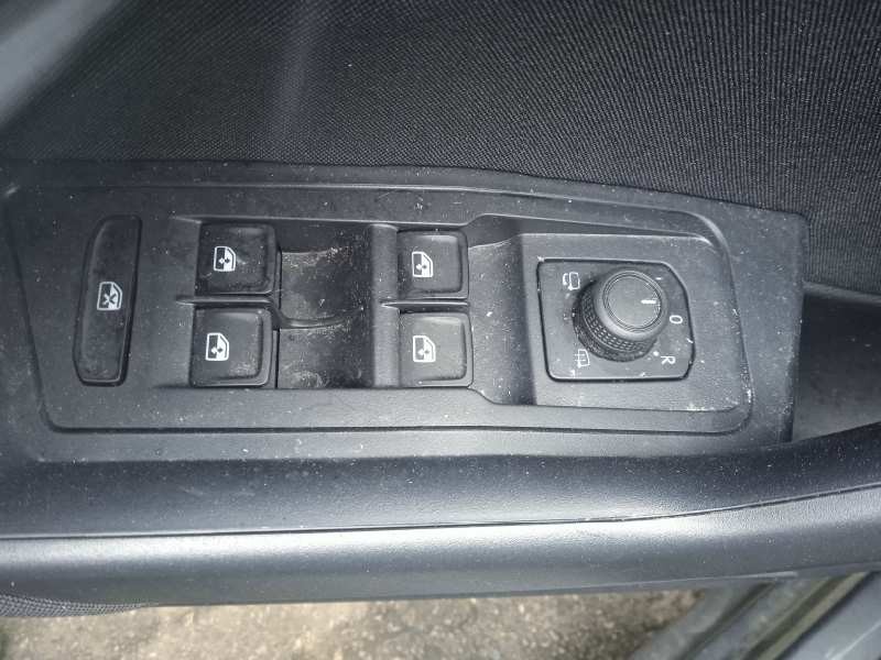 volkswagen t-roc del año 2023