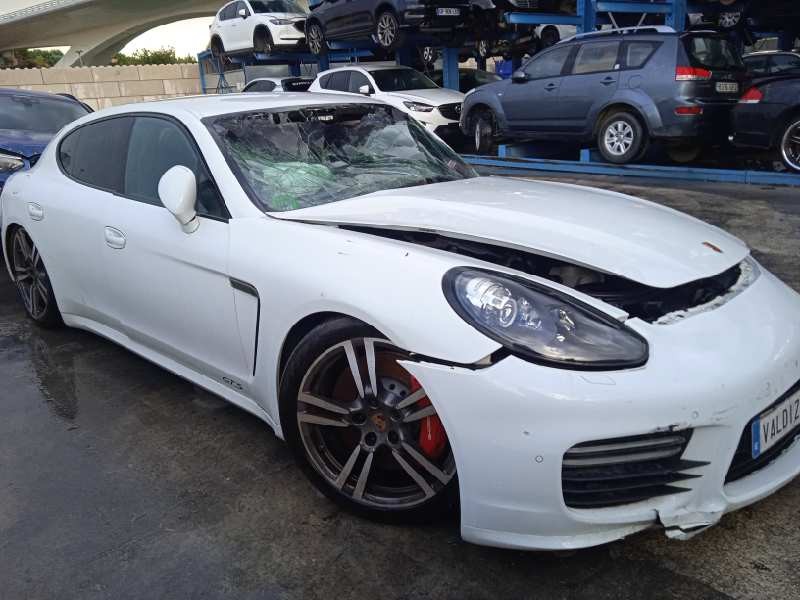 porsche panamera del año 2014