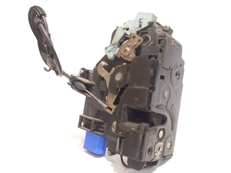 CERRADURA PUERTA DELANTERA DERECHA 3D1837016 