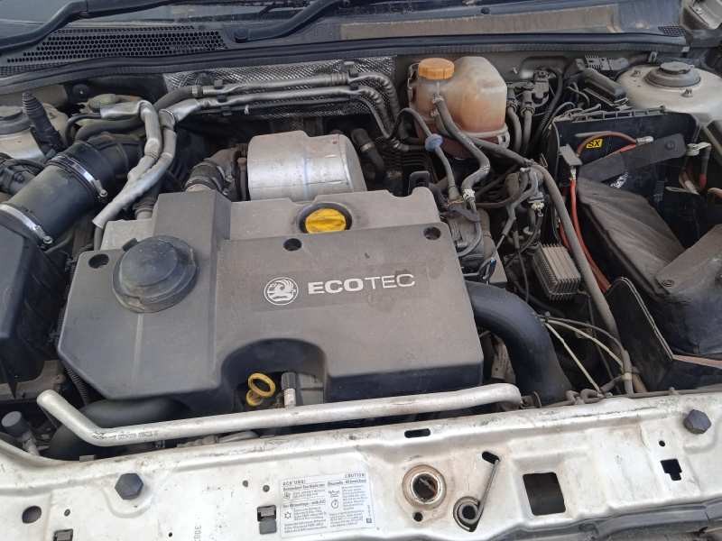 opel signum del año 2004