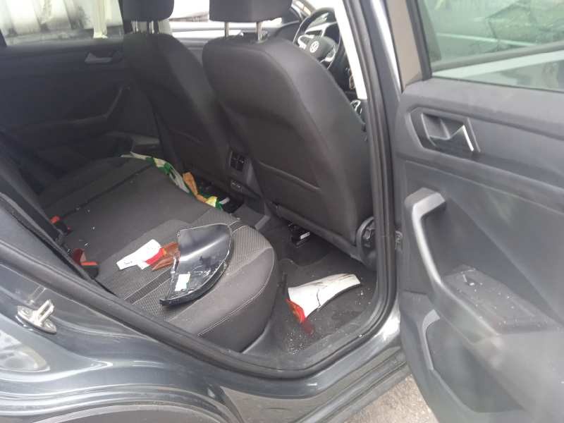 volkswagen t-roc del año 2023