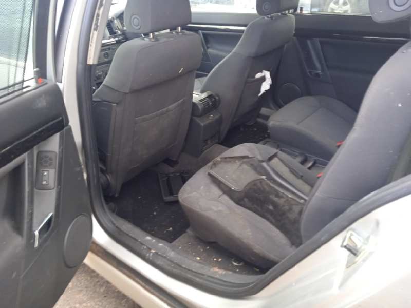 opel signum del año 2004