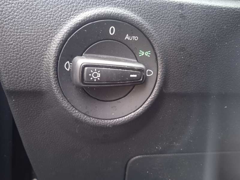 volkswagen t-roc del año 2023