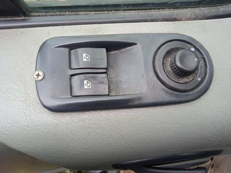 opel vivaro del año 2006