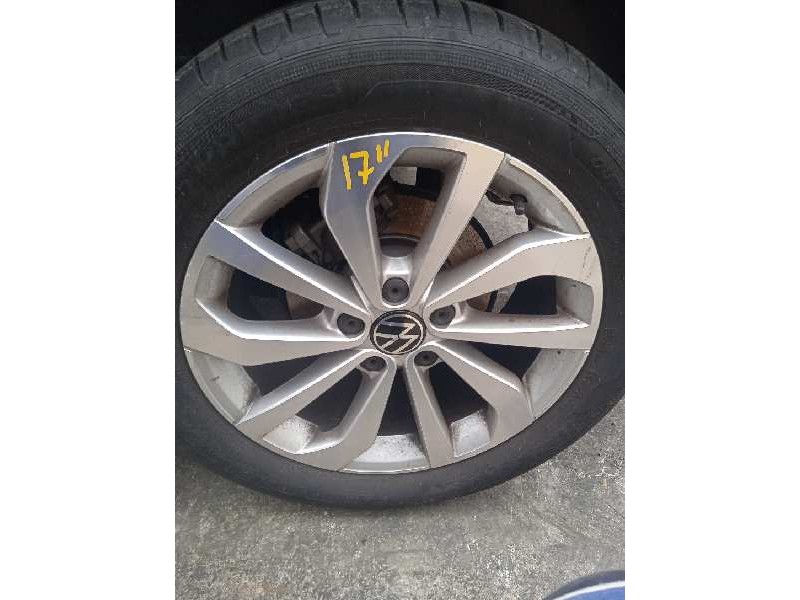 volkswagen t-roc del año 2023