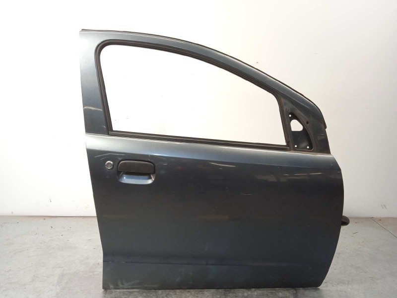 PUERTA DELANTERA DERECHA 68001M68K10 