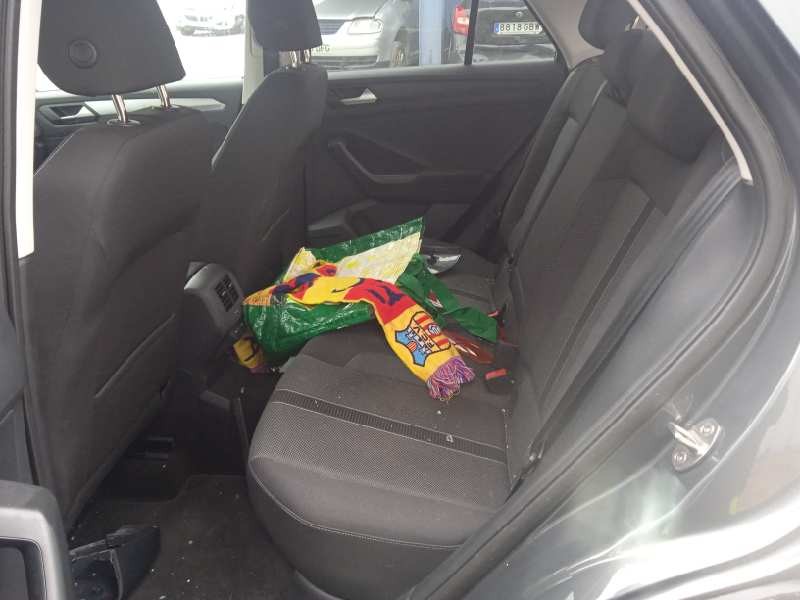 volkswagen t-roc del año 2023