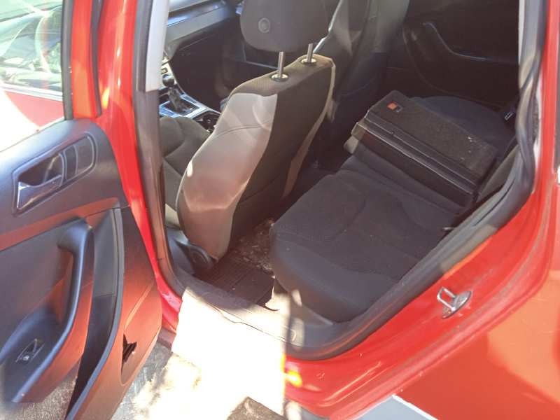 volkswagen passat variant (3c5) del año 2006