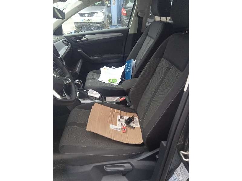 volkswagen t-roc del año 2023