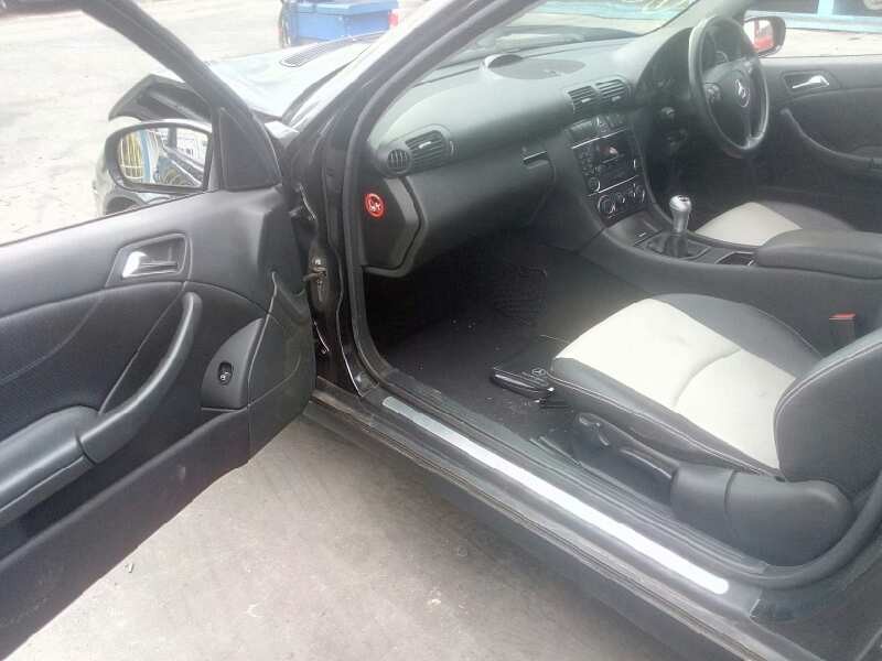 mercedes-benz clase c (w203) sportcoupe del año 2008