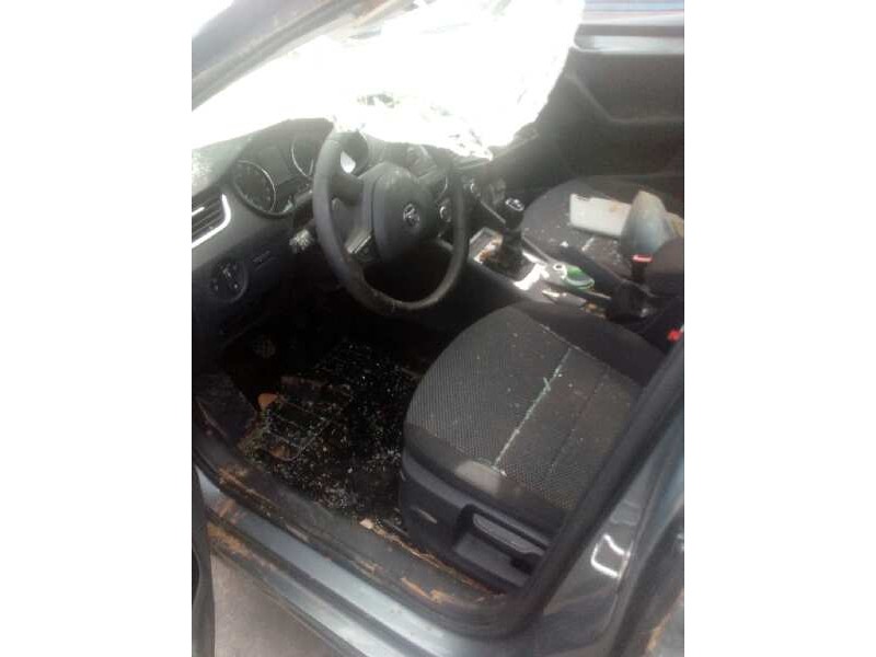 skoda octavia lim. (5e3) del año 2013