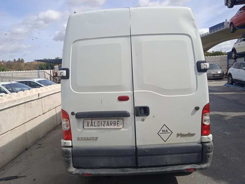 renault master ii phase 2 caja cerrada del año 2004