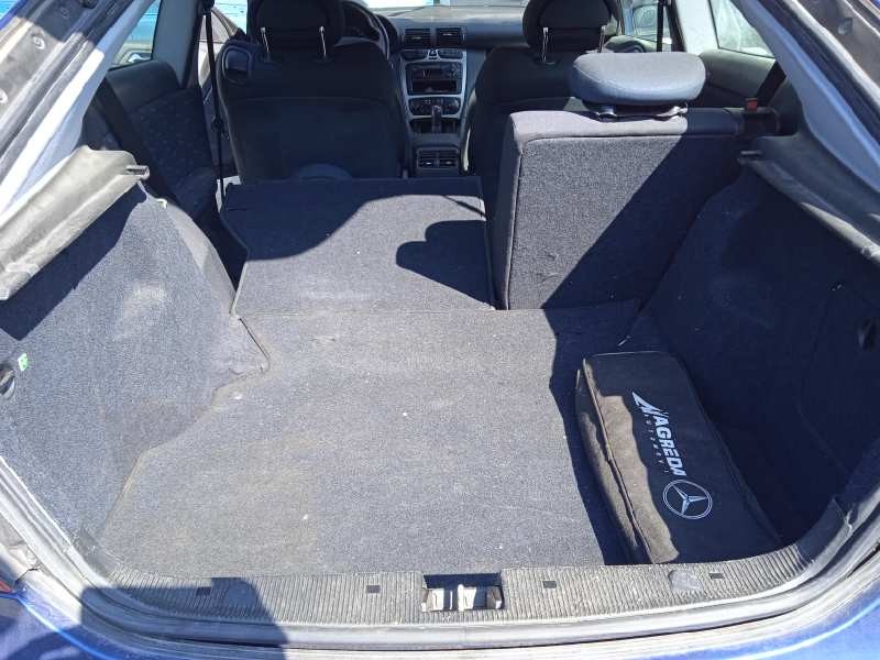 mercedes-benz clase c (w203) berlina del año 2002
