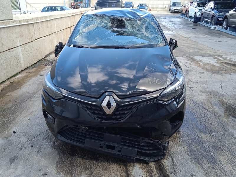 renault clio v del año 2020