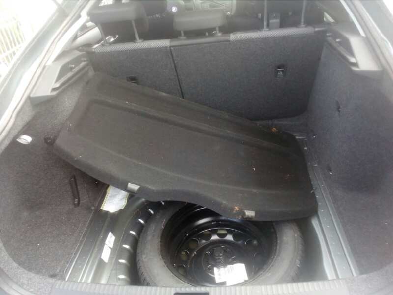 skoda octavia lim. (5e3) del año 2013