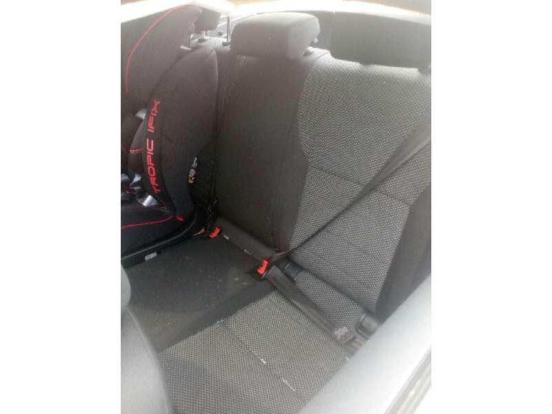 skoda octavia lim. (5e3) del año 2013