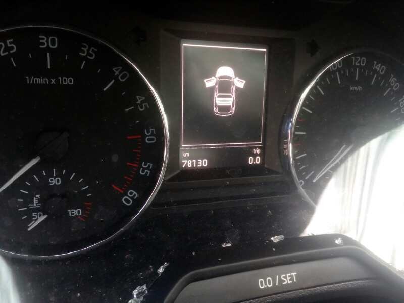 skoda octavia lim. (5e3) del año 2013