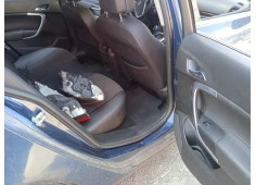 opel insignia berlina del año 2012 2