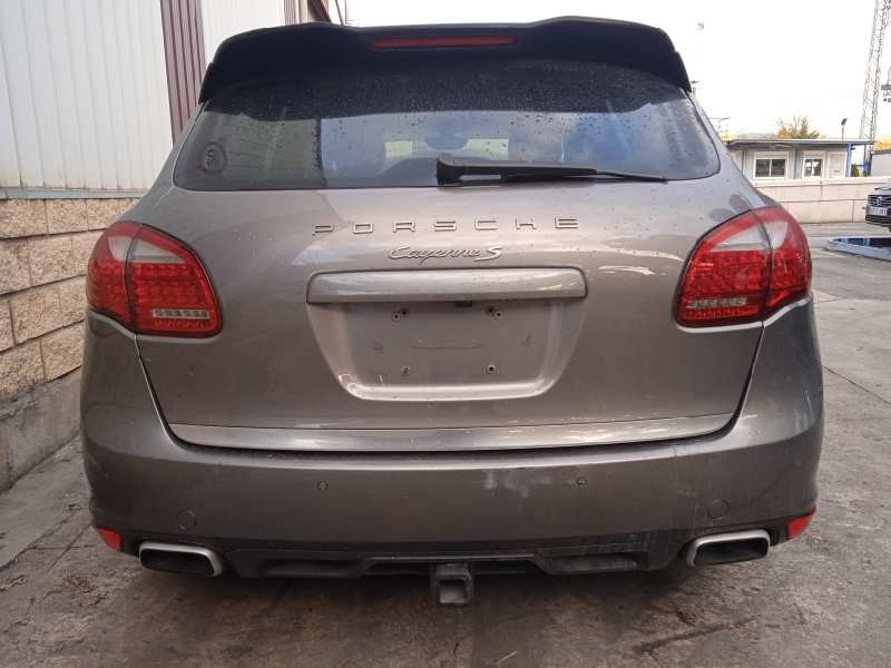 porsche cayenne (typ 92aa) del año 2011
