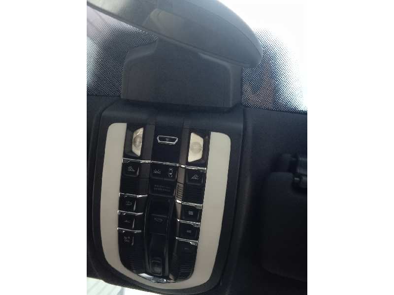 porsche cayenne (typ 92aa) del año 2011