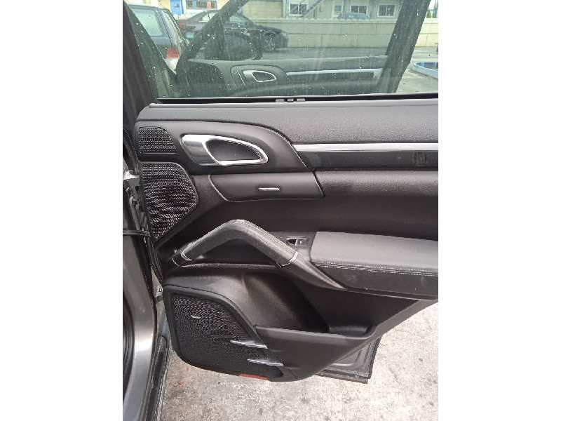 porsche cayenne (typ 92aa) del año 2011