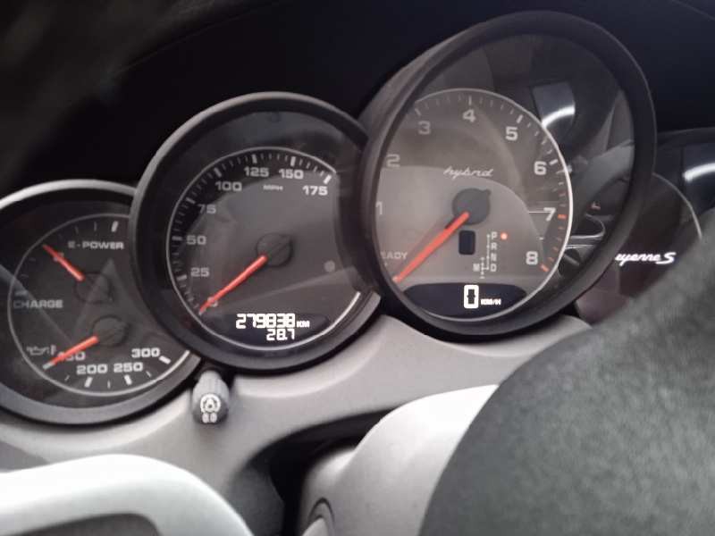 porsche cayenne (typ 92aa) del año 2011